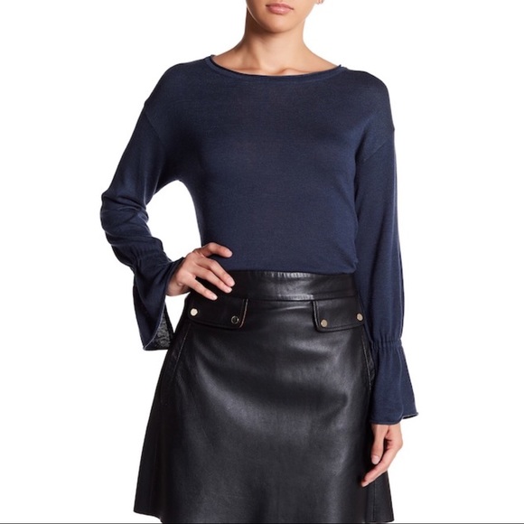 14th & Union Bell Sleeve Sweater Navy - Picture 2 of 3